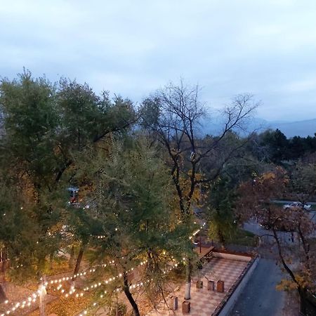 Атакент Almaty Bagian luar foto